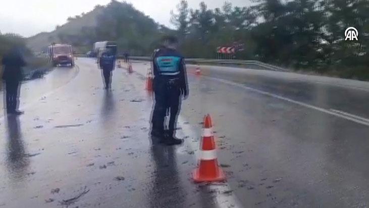 Antalya’da vahim kaza! Meyyit ve yaralılar var