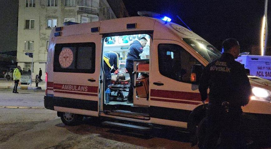 Restorandaki bıçaklı hengamede kan aktı! Meyyit ve yaralılar var
