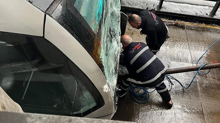 Avcılar’da metrobüs kazası: Birtakım yolcular hafif yaralandı