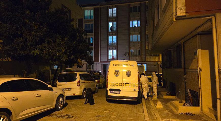 Esenyurt’ta dehşet anları! Kız arkadaşını yaralayıp, annesini öldürdü