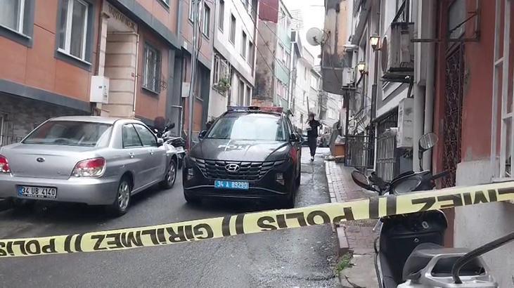 İstanbul’da maskeli saldırganlar konutu bastı: 1’i gebe bayan 2 kişi öldürüldü