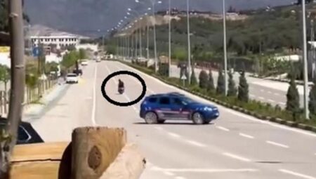 Jandarmadan kaçıp Tiktok’a görüntü çektiler! Trafik canavarlarına tokat üzere ceza