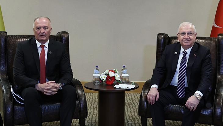 Milli Savunma Bakanı Güler, Bosna Hersek Savunma Bakanı Helez ile görüştü
