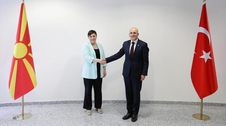 Bakan Şimşek, Kuzey Makedonyalı mevkidaşı ile bir ortaya geldi