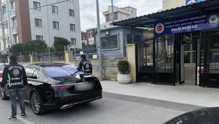 Bakan Yerlikaya açıkladı: Beşiktaş’taki aracın çakarı iptal edildi