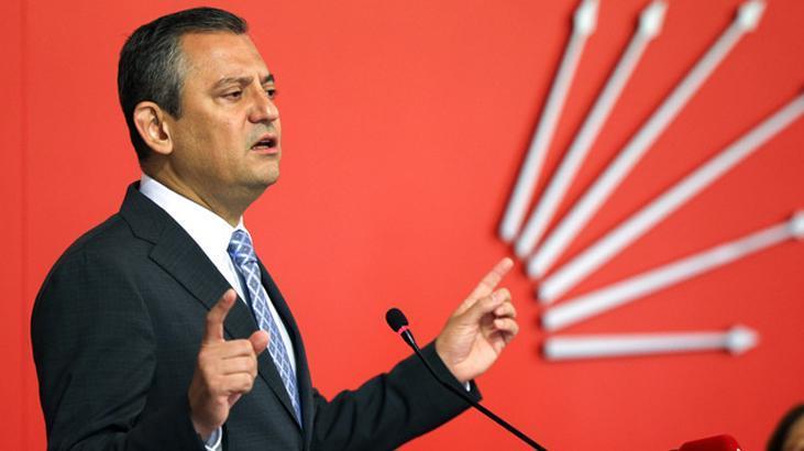 CHP Lideri Özgür Özel, parti genel merkezi önünde konuştu: ‘Hiçbir rakibimize mal etmiyorum’