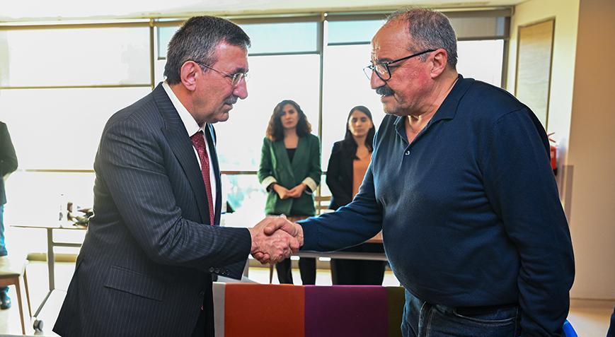 Cumhurbaşkanı Yardımcısı Yılmaz’dan Sırrı Süreyya Lider için taziye ziyareti