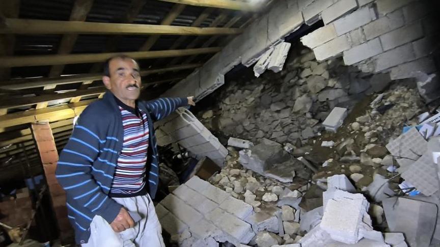 Evvel büyük bir gürültü ve sarsıntı hissettiler! Mesken sahibini şoke eden olay