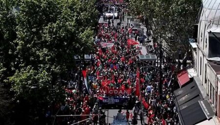 İHH’nin İstanbul’da düzenlediği Gazze’ye dayanak yürüyüşü sona erdi