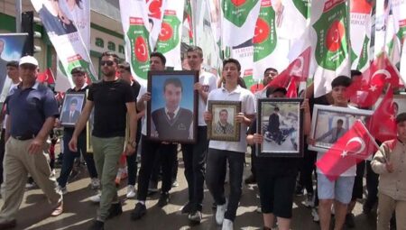 Reyhanlı’da terör hücumunda ölen 53 kişi anıldı