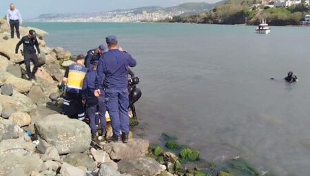 Trabzon’da denize giren iki çocuktan acı haber geldi…