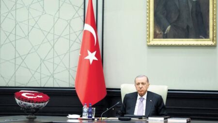 ‘Tüm ögeleri kapsayan karar olarak görüyoruz’