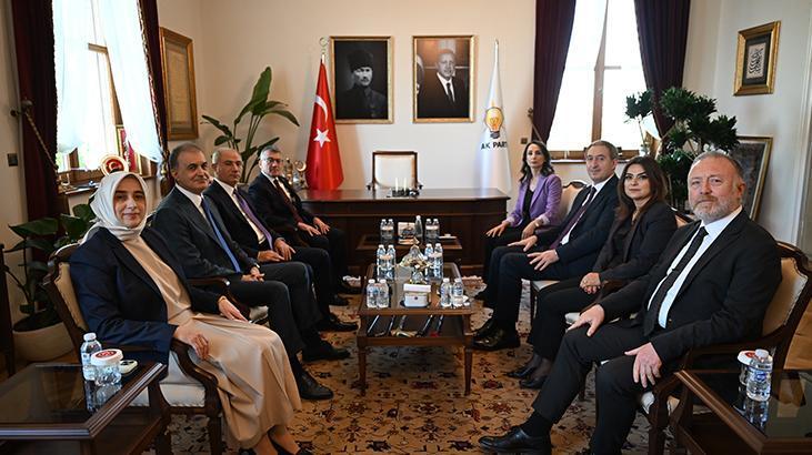 AK Parti ile DEM Parti heyeti bir ortaya geldi! Peş peşe değerli açıklamalar