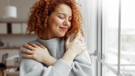 Azı kararsızlık, fazlası kibir! Sağlıklı bir özgüven geliştirmek mümkün mü?