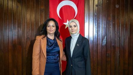 Bakan Göktaş Filistinli mevkidaşıyla görüştü! Gazzeli hasta çocukları ziyaret etti