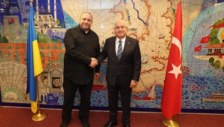 Bakan Güler Ukraynalı mevkidaşı ile görüştü