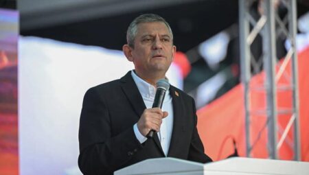 CHP Lideri Özgür Özel, partisinin Bursa mitinginde konuştu