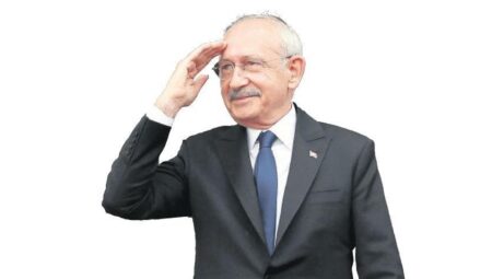 CHP’de kurultay tartışması büyüyor