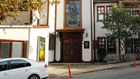 Çınar Milletlerarası Kültür ve Sanat Derneği’nden 4. stant