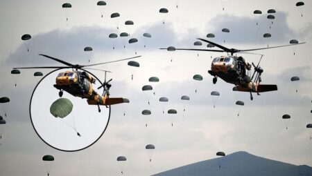 Erciyes’te nefes kesen an! 14 ülke izledi, onlarca asker paraşütle indi
