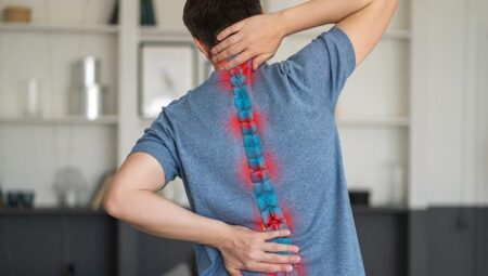 Görülme yaşı 15’e kadar düştü! Ani ve zorlayıcı hareket sonrasında başlıyorsa dikkat