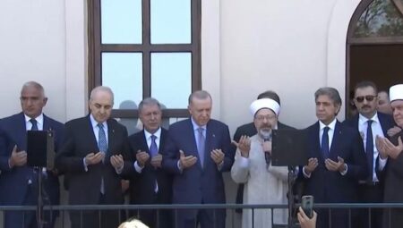 Gümrükçü İshak Ağa Camii açıldı! Erdoğan: Uzun ve titiz bir çalışmanın yapıtı