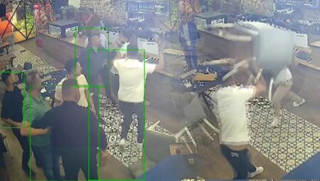 Hengame değil güya meydan savaşı! Ortalık kan gölüne döndü