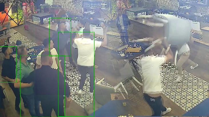 Hengame değil güya meydan savaşı! Ortalık kan gölüne döndü