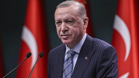 ‘Hiç kimse hukukun üstünde değildir’