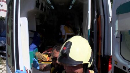 Sancaktepe’de toprak kayması! 3 personel yaralandı