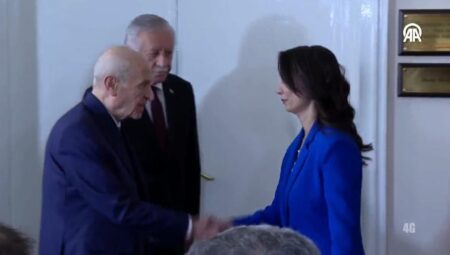 Son dakika: DEM Parti-MHP görüşmesi başladı