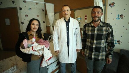 Yemek borusu olmadan doğan bebek için hayat kurtaran ameliyat