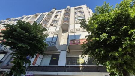 Yer: Avcılar! Yolda yürürken dehşeti yaşadı