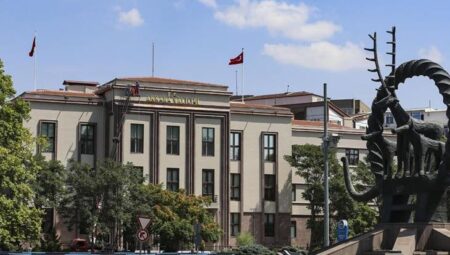 Ankara Valiliği’nden orman yangınlarına karşı ‘açık ateş’ yasağı