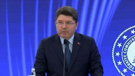 Bakan Tunç: ” 2002 yılında 1231 olan noterlik sayısı yüzde 94 artışla 2385’e çıkarıldı”