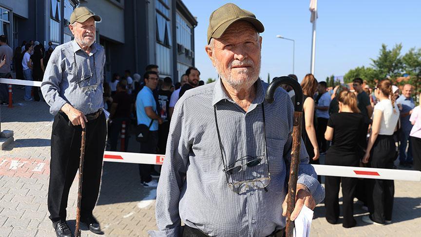 İmtihanın en yaşlı adayı! ‘Filozof hurdacı’ 8. defa YKS’ye girdi