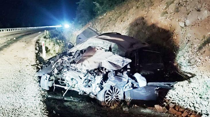 Konya’da yolcu otobüsü ile araba çarpıştı! Meyyit ve yaralılar var