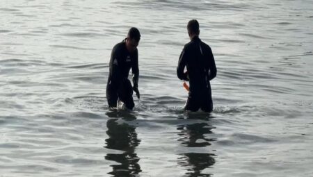 Mavi bayraklı plajda kirlilik! Denize girmek yasaklandı