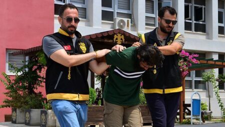 Otoyol kenarında 2 genci dövdü: ‘Dayak yemiş halde buldum’ dedi
