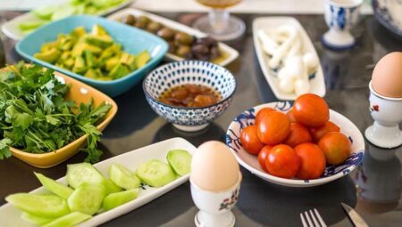 Süratle kilo vermek için aç kalmayın! 12 kolay kuralla metabolizmanızı harekete geçirin