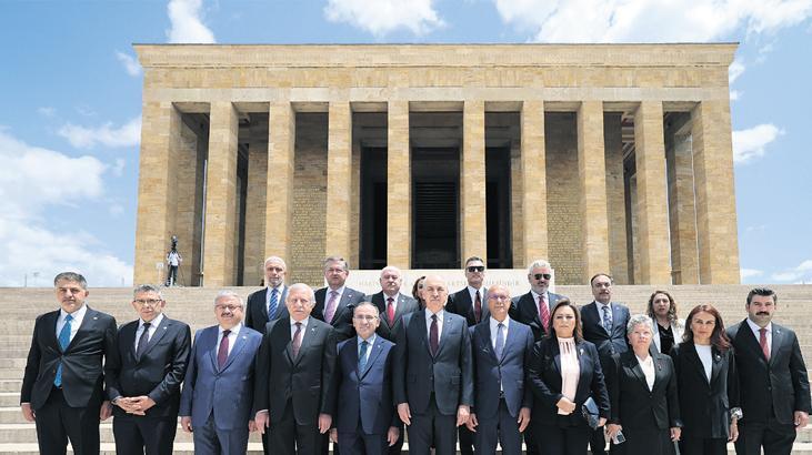 ‘Terörden arınmış Türkiye’yi inşa etmenin gayreti içindeyiz’