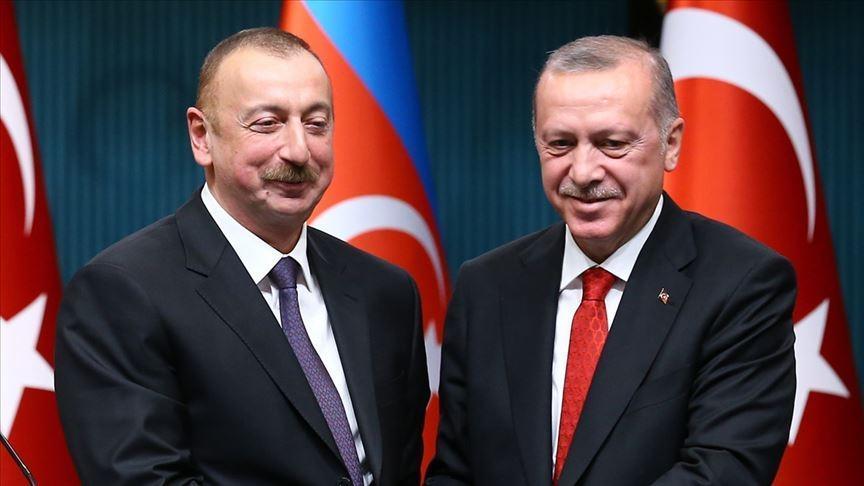 Aliyev’den Erdoğan’a terör örgütünün silah bırakması nedeniyle tebrik telefon
