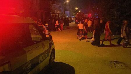Babasının konutunu yakan unsur bağımlısı evlat neredeyse mahalleyi yakıyordu