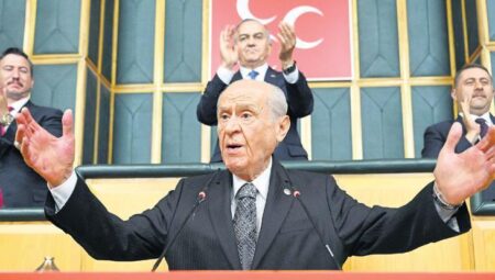 Bahçeli’den karikatür eleştirisi: Nefretle lanetliyorum