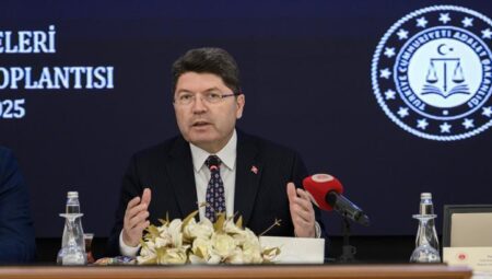 Bakan Tunç başkanlığında ‘Aile Mahkemeleri Kıymetlendirme Toplantısı’ düzenlendi