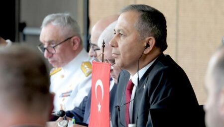 Bakan Yerlikaya, ‘Bulgaristan, Yunanistan, Türkiye Üçlü Bakanlar Görüşmesi’ne katıldı