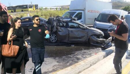 Başakşehir’de zincileme kaza! Yaralılar var: Vura vura geldi