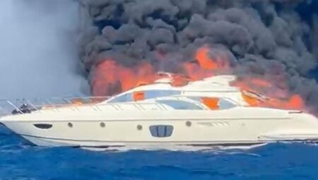 Bodrum’da milyon dolarlık yat alev alev yandı