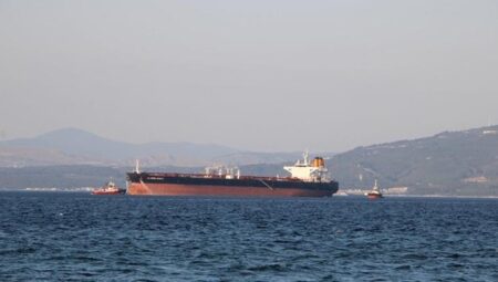 Çanakkale Boğazı gemi trafiğine kapatıldı