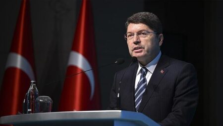 CHP’li belediyelere operasyon! Bakan Tunç: Hiç kimse hukuk ve kanunlar karşısında layüsel değildir